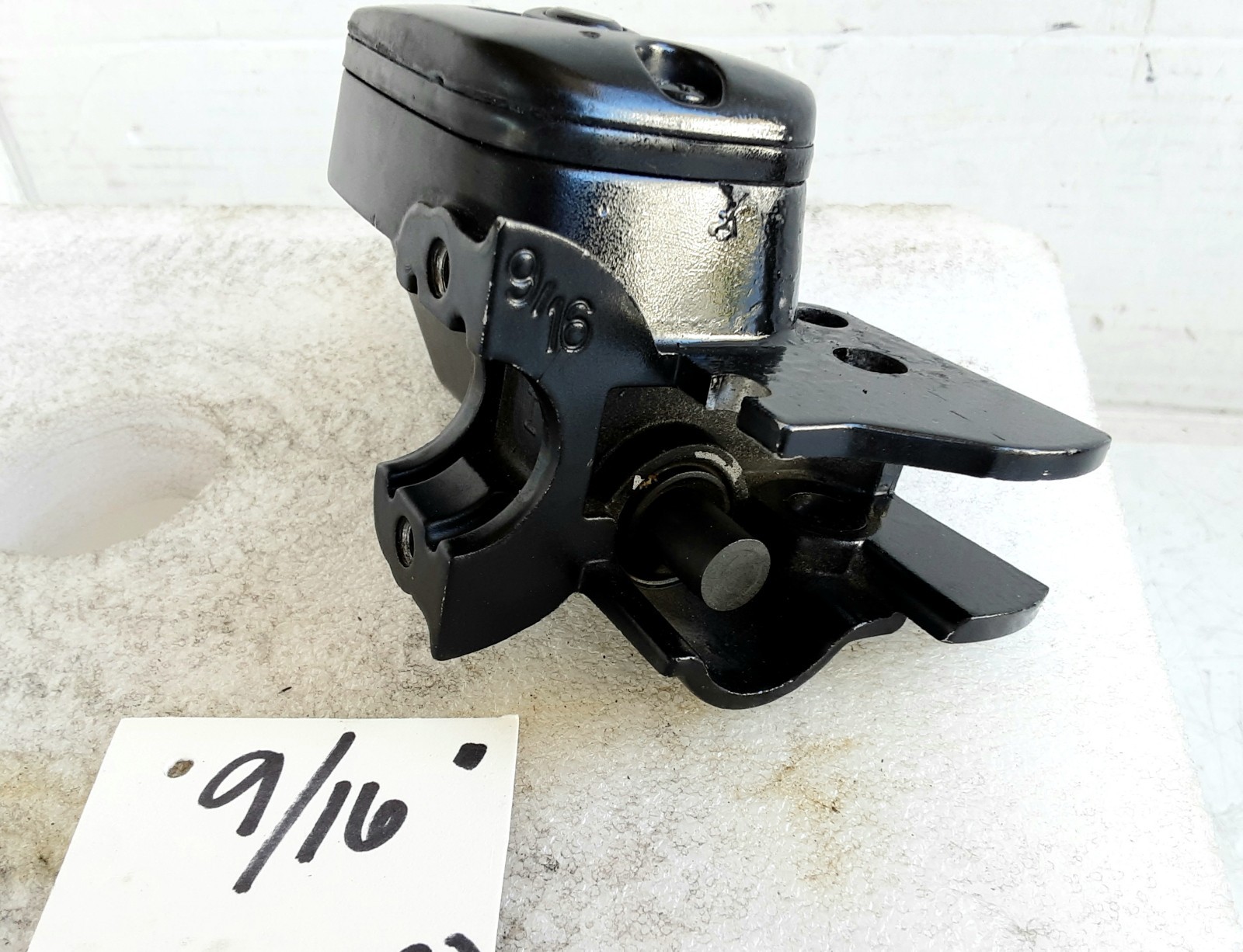 2006 HARLEY-DAVIDSON STREET GLIDE OEM FRONT BRAKE MASTER CYLINDER 9/16