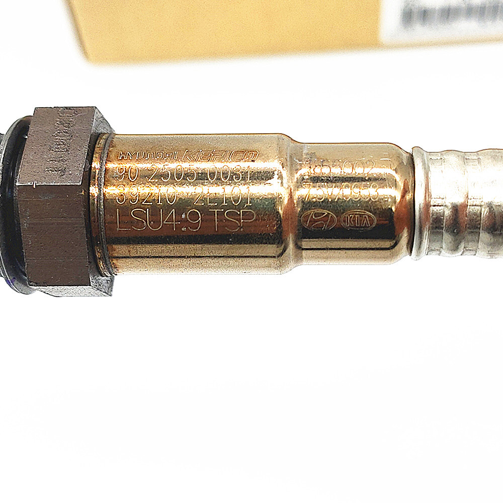 Genuine Oxygen O2 Sensor For Hyundai Elantra Kona Kia Soul Forte 1.8L 2.0L 2015+