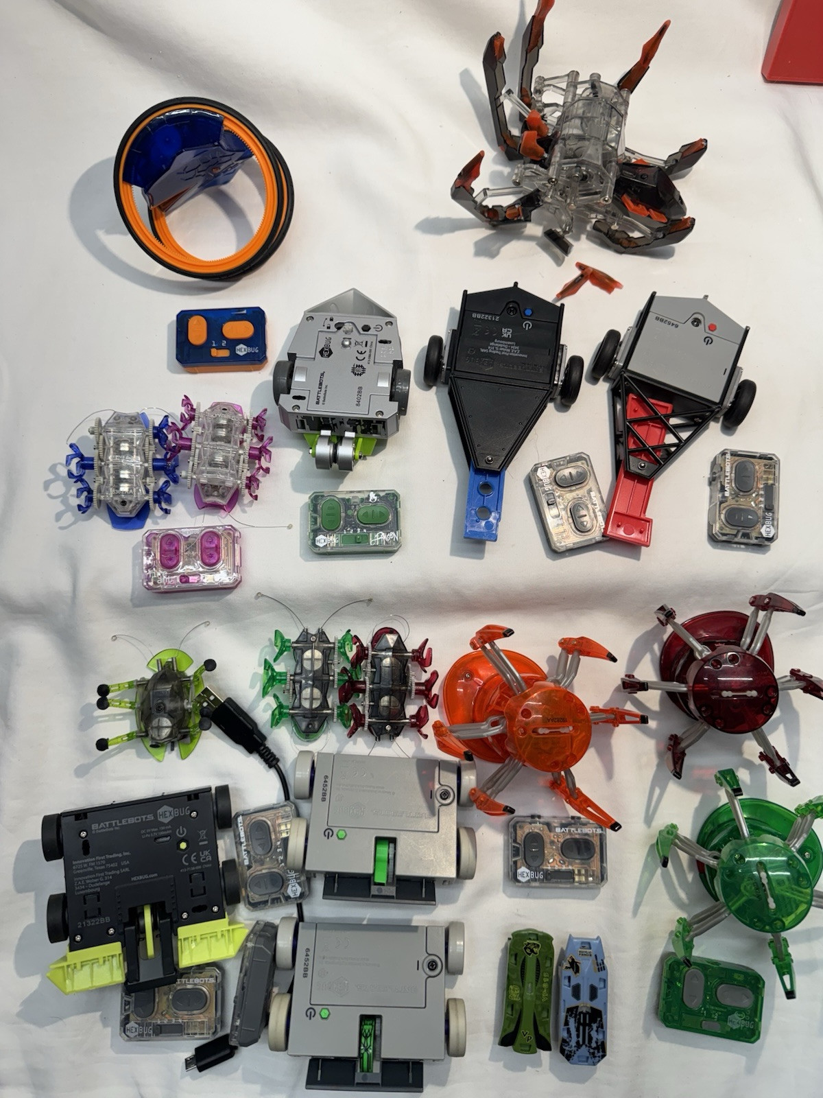 Big Lot - HEXBUG And Battle Bots - Parts Controllers Tested Working Remote RC