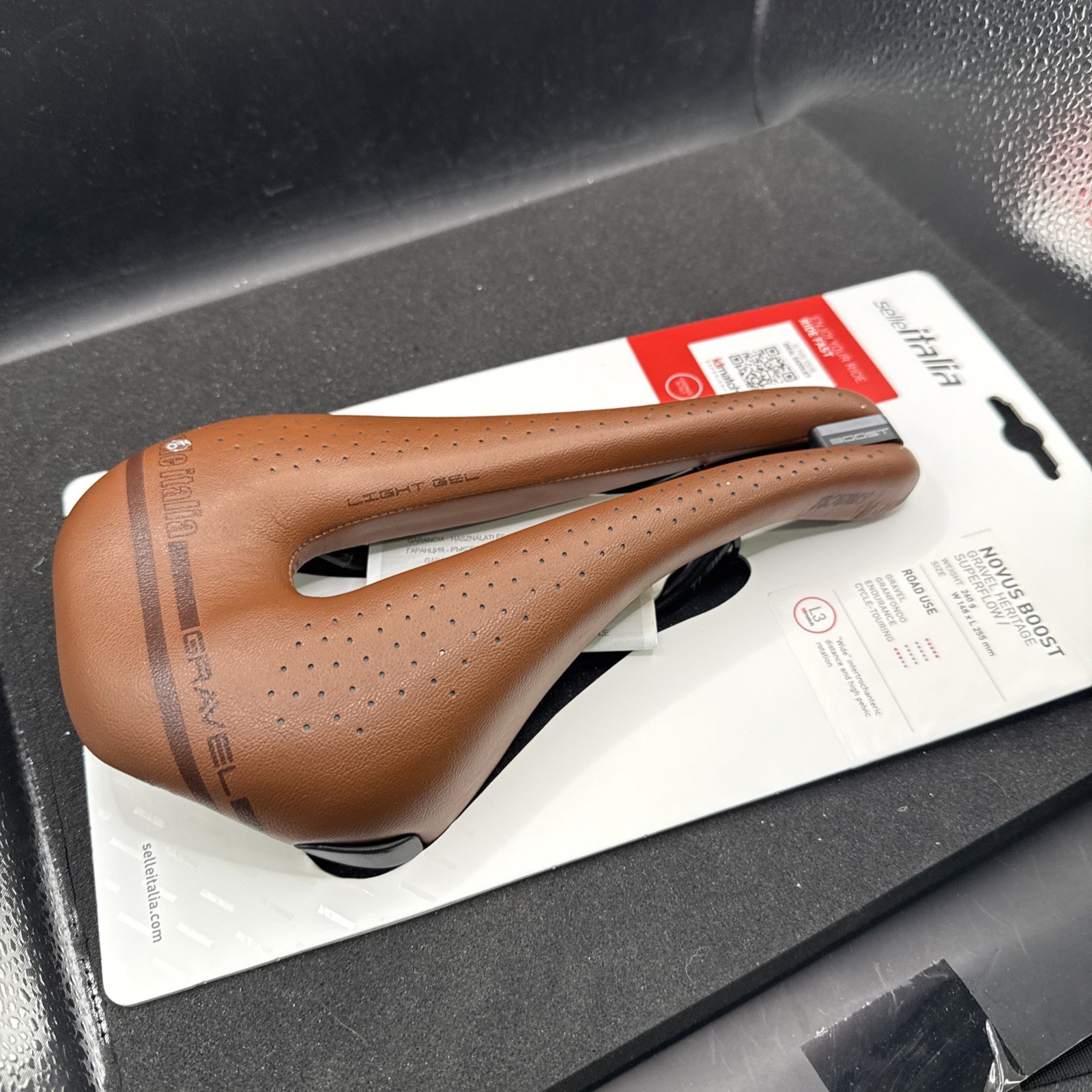 Selle Italia Novus Boost Gravel Heritage L3 Superflow 148mm Ti316  (9419-61)