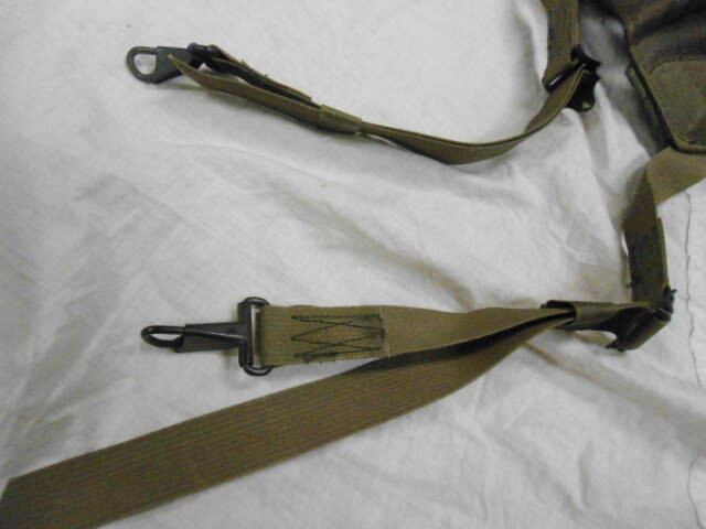 U.S. Military Nylon Field Pack Suspenders (dated 1968) USED/ISSUED