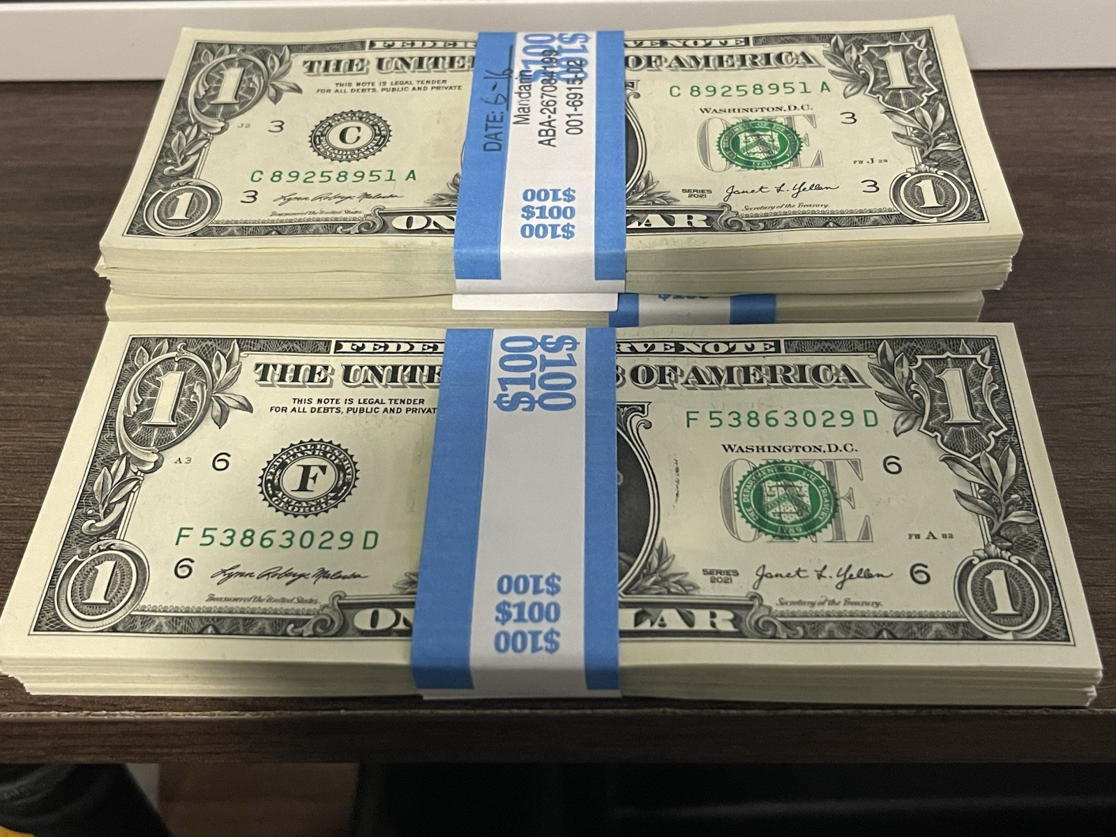 1 Pack ($100) Regular Circulated Bank Strap of One Dollar Bills U.S.