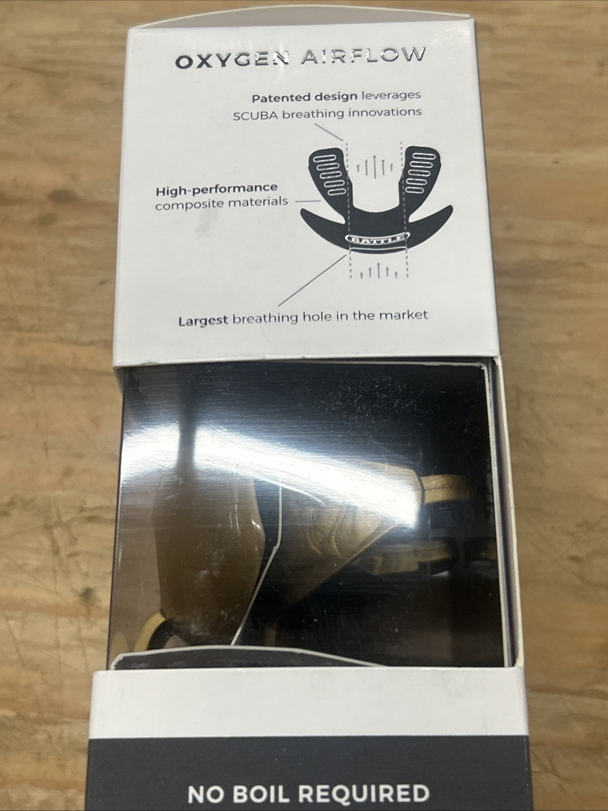 Battle Sports Science Oxygen Lip Protector Mouthguard with Strap Football Gold