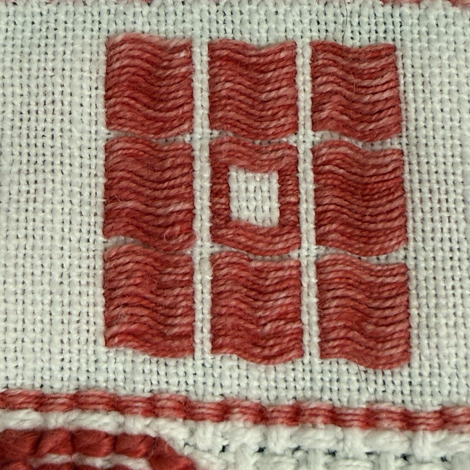 Beautiful Red & White Nouveau Pattern Woven Tablecloth 65X54 EUC French Country