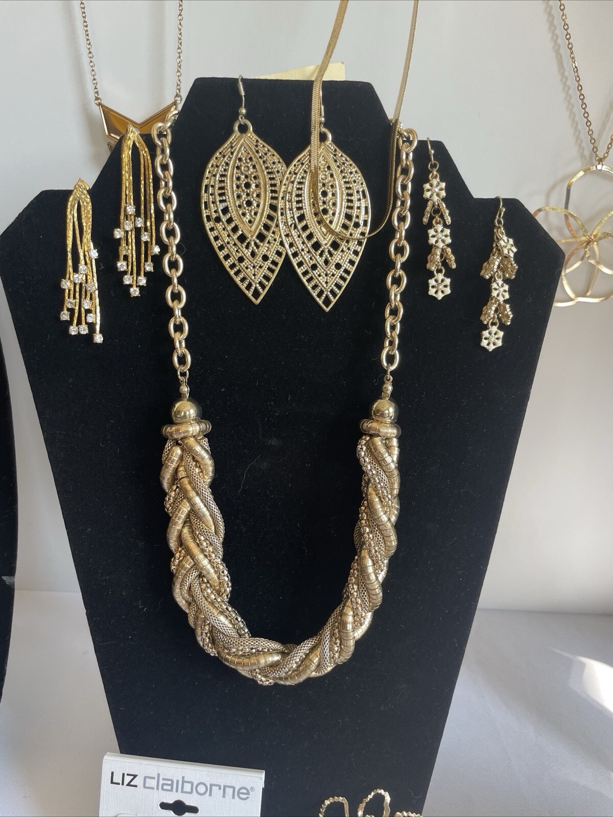 Mystery Vintage- Now 1/2 Pound All Wearable Jewelry Lot Some Signed, A Few 925