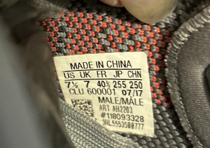 Size 7.5 -(Women’s Size 9) Adidas Yeezy Boost 350 V2 ‘Low Beluga 2.0’