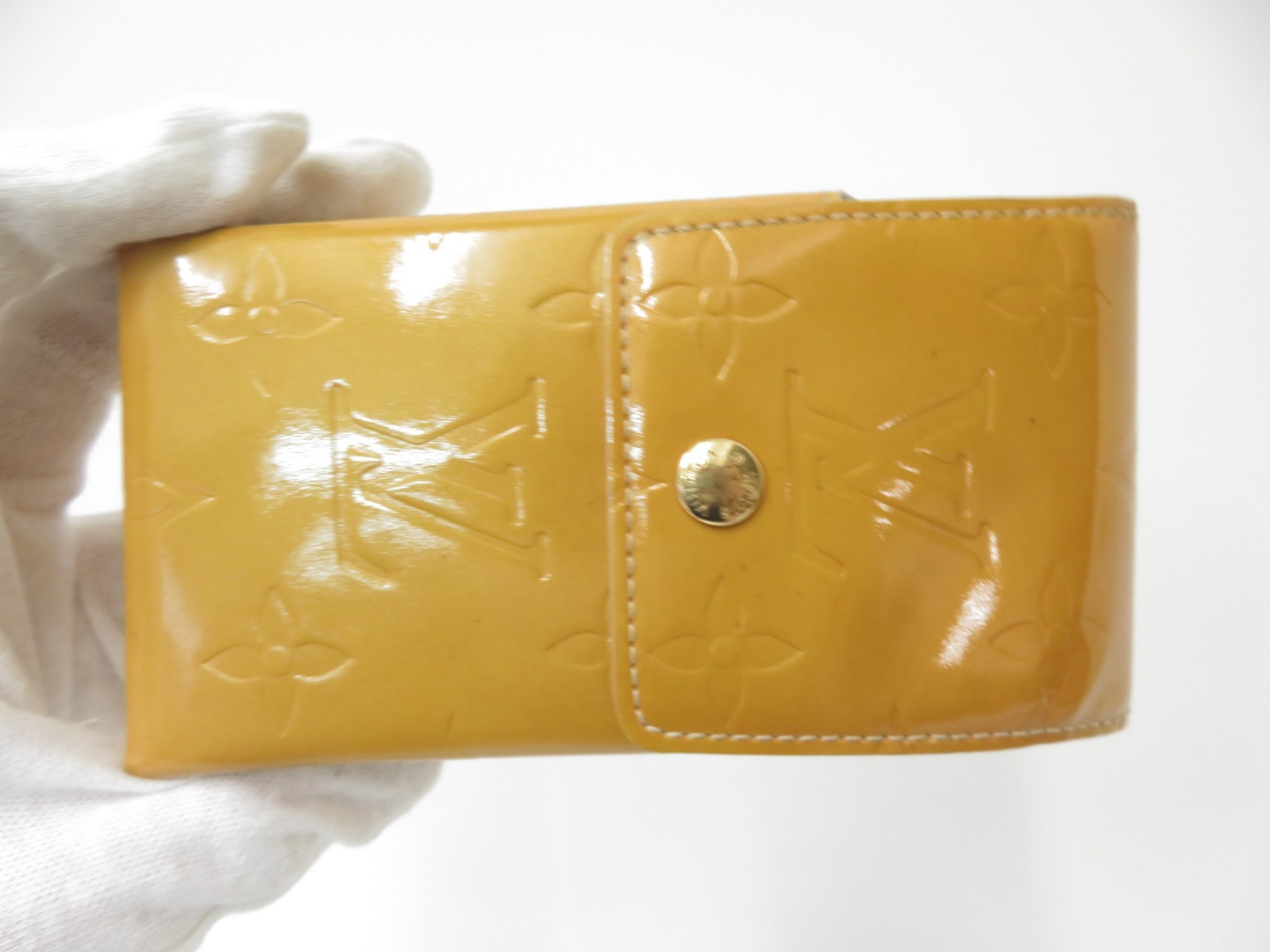 LOUIS VUITTON Cigarette Case Monogram Vernis shoulder bag F#50588