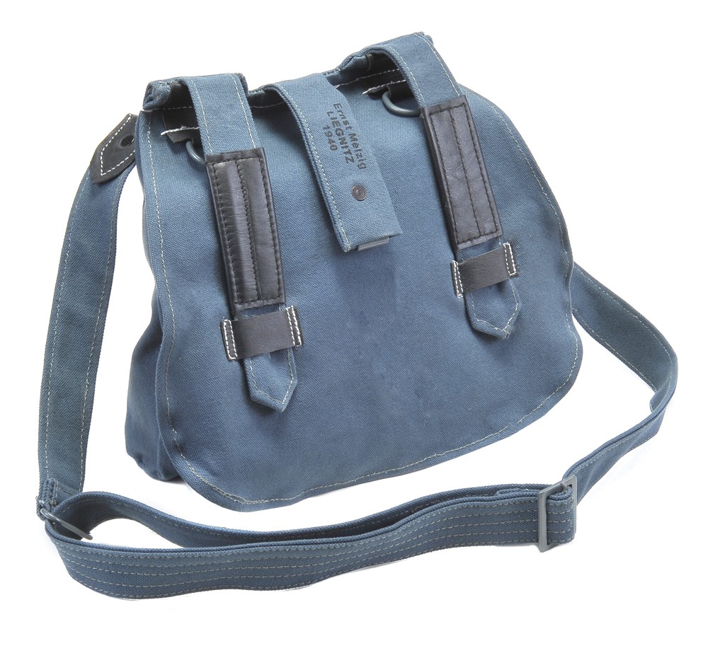 German WW2 M31 Bread bag with Shoulder Strap Luftwaffe Blue
