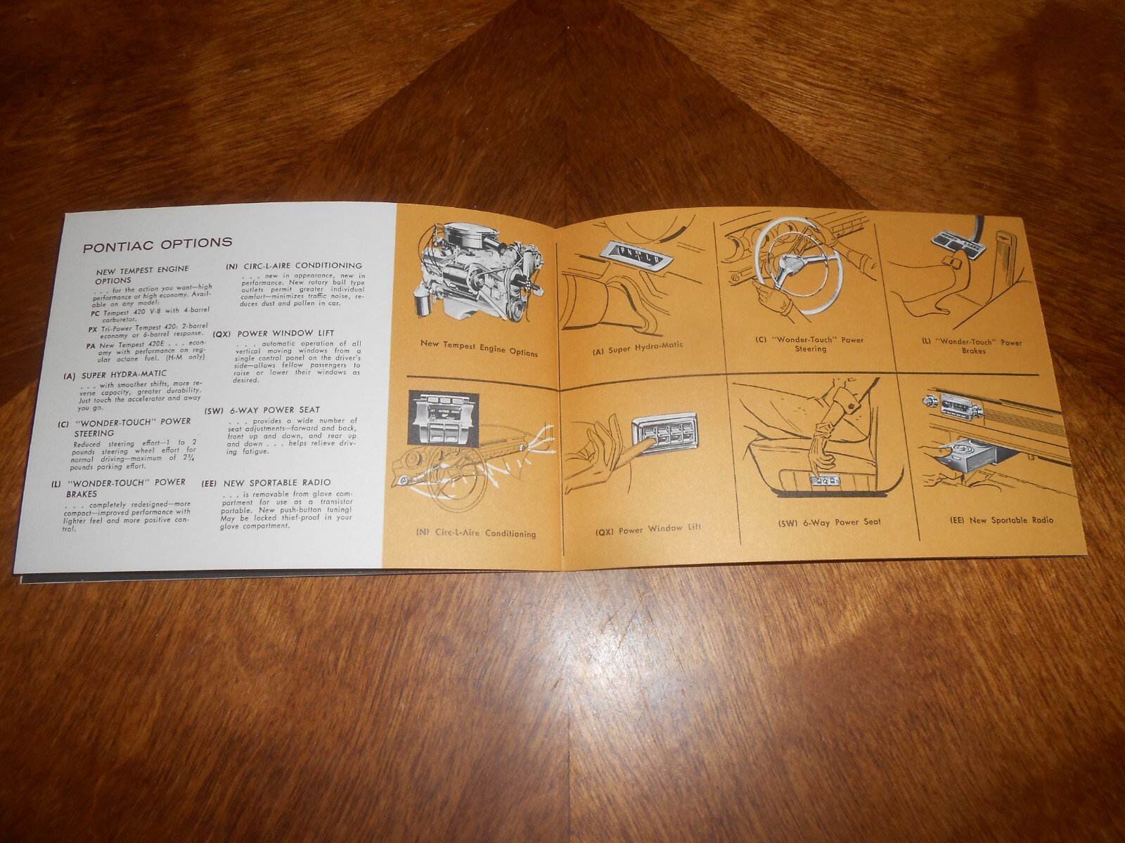 1959 PONTIAC OPTIONS & ACCESSORIES BROCHURE / 16 p. BOOK with ORDER CODES & More