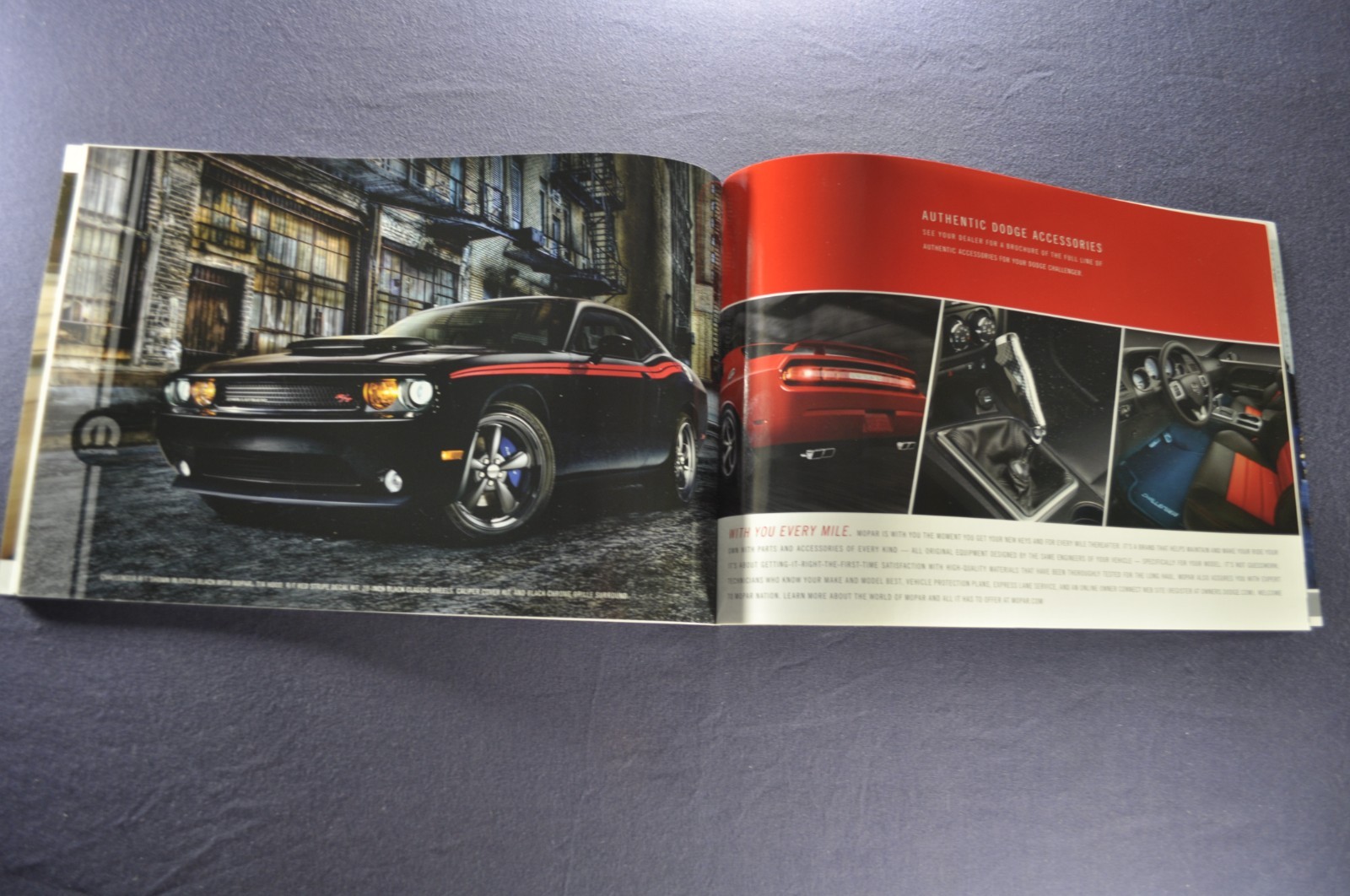 2013 Dodge Challenger Brochure SXT R/T SRT 392 Hemi Rallye Excellent Original 13