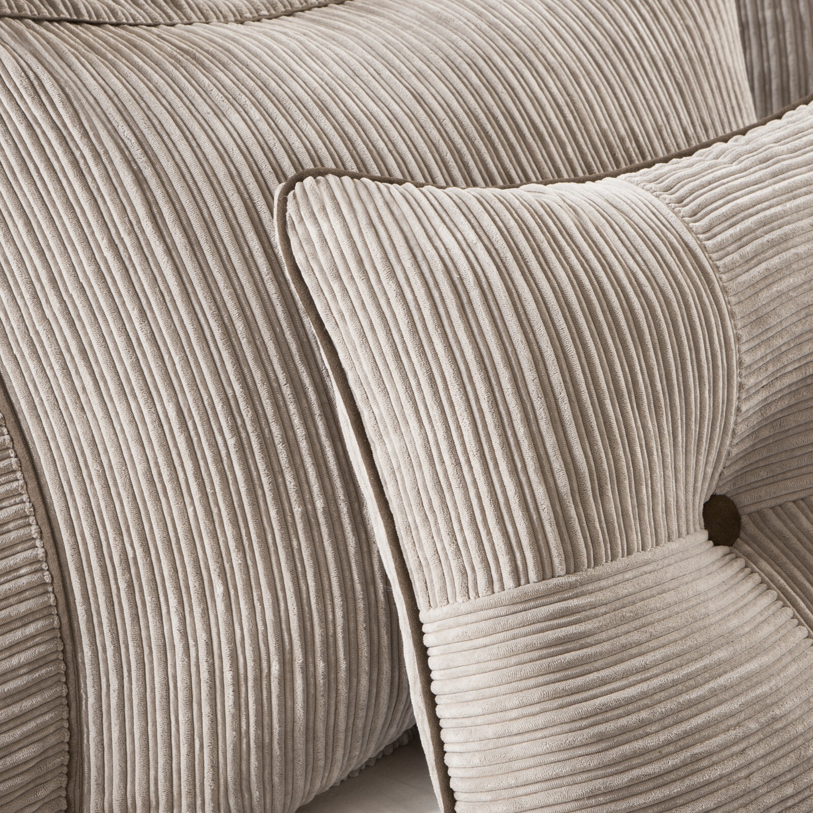 Madison Park Dallas 7 Piece Comforter Set with Bed Skirt Pillow Shams All Season