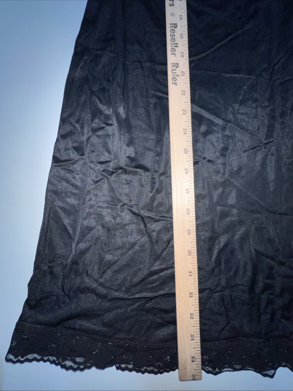 VTG 90s Vanity Fair Lace Trim Full Slip Dress 40 L Nylon Knee Length Black