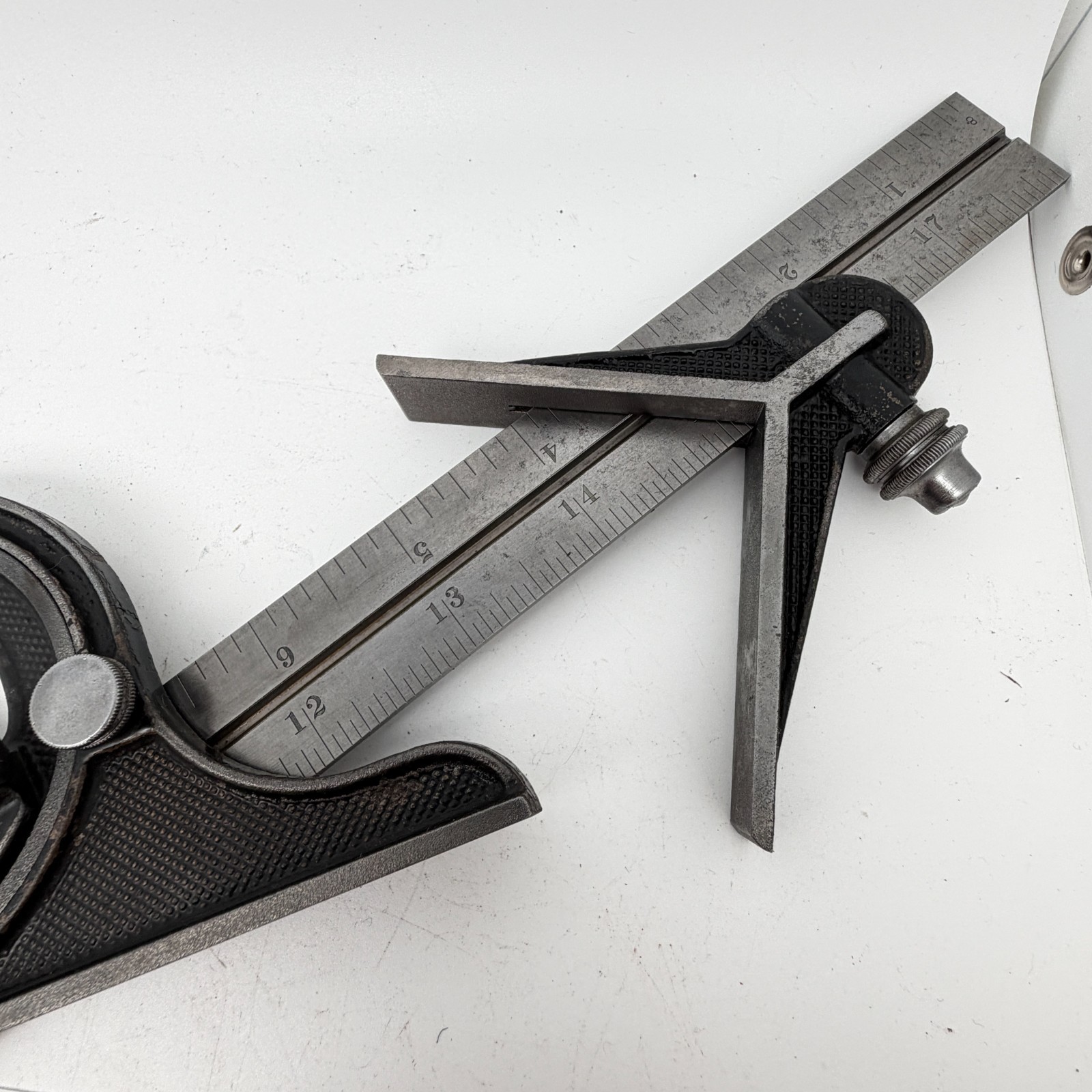 Preowned 18" L.S. STARRETT Comb. Square w/ Protractor Centerfinder - Machinists