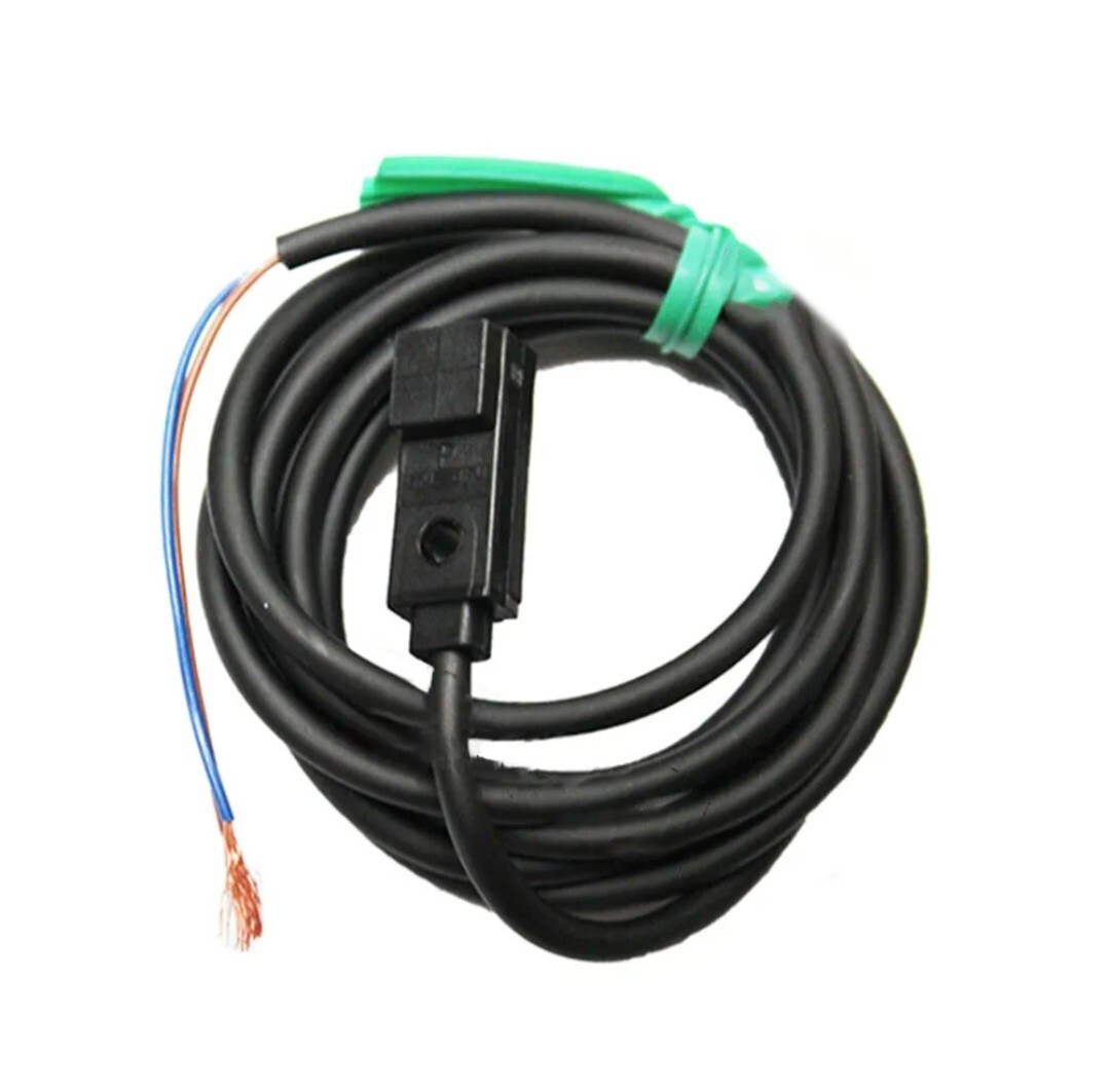 "NEW" GXL-8FU panasonic Proximity Switch Sensor DC 2 wire type, 'MADE IN JAPAN'