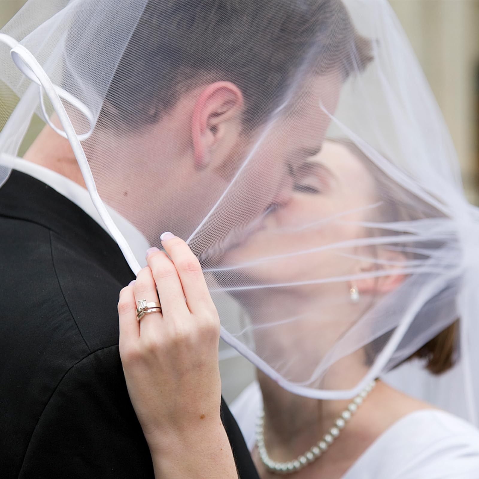 Short Wedding Bridal Veil with Comb, 2 Tier Tulle Bride Veil Elbow Length Wed...