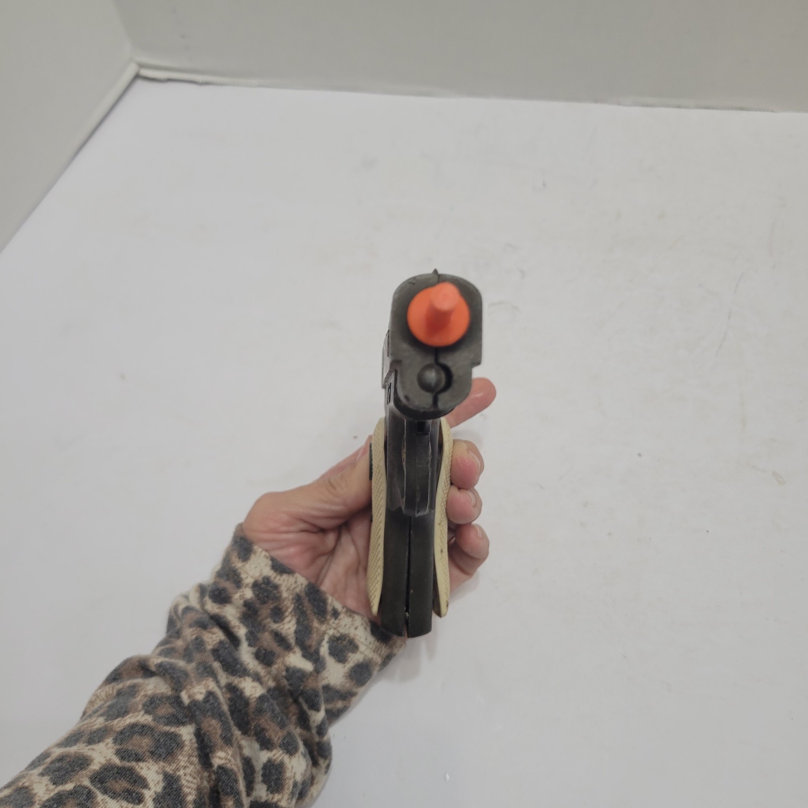 VINTAGE HUBLEY ARMY 45 CAP GUN - COLT 1911