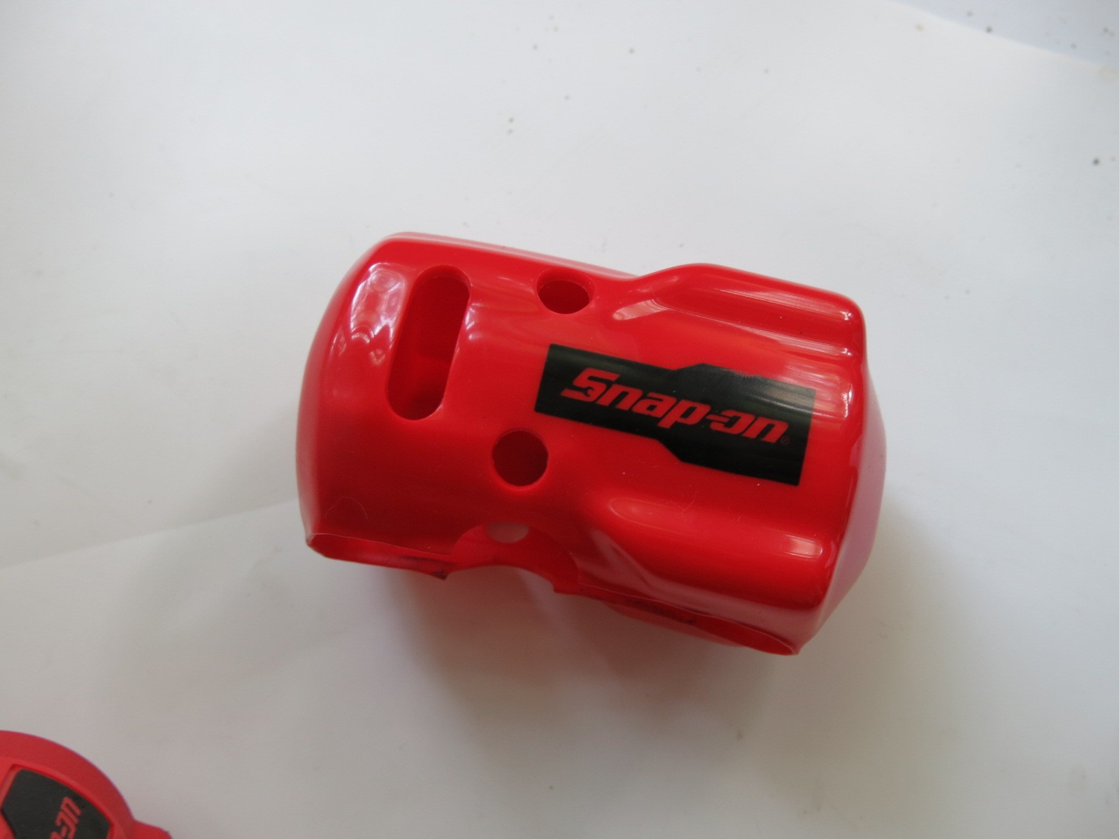 Snap On CT9038 Red 3/8” 18v Lithium Brushless Stubby Cordless Impact Wrench Nice