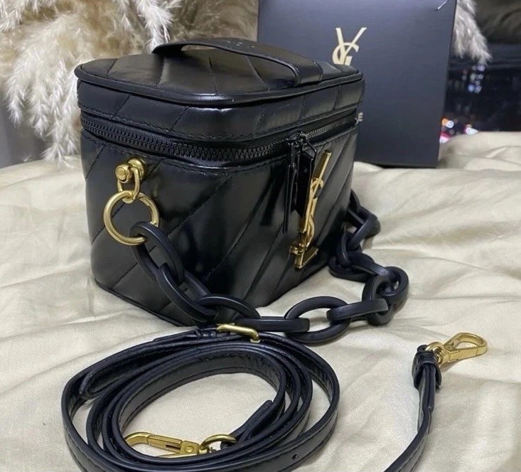 GWP VIP 𝖸𝗏𝖾𝗌𝖲𝖺𝗂𝗇𝗍𝖫𝖺  Converted  YSLBeauty Vanity Case Black Purse Bag