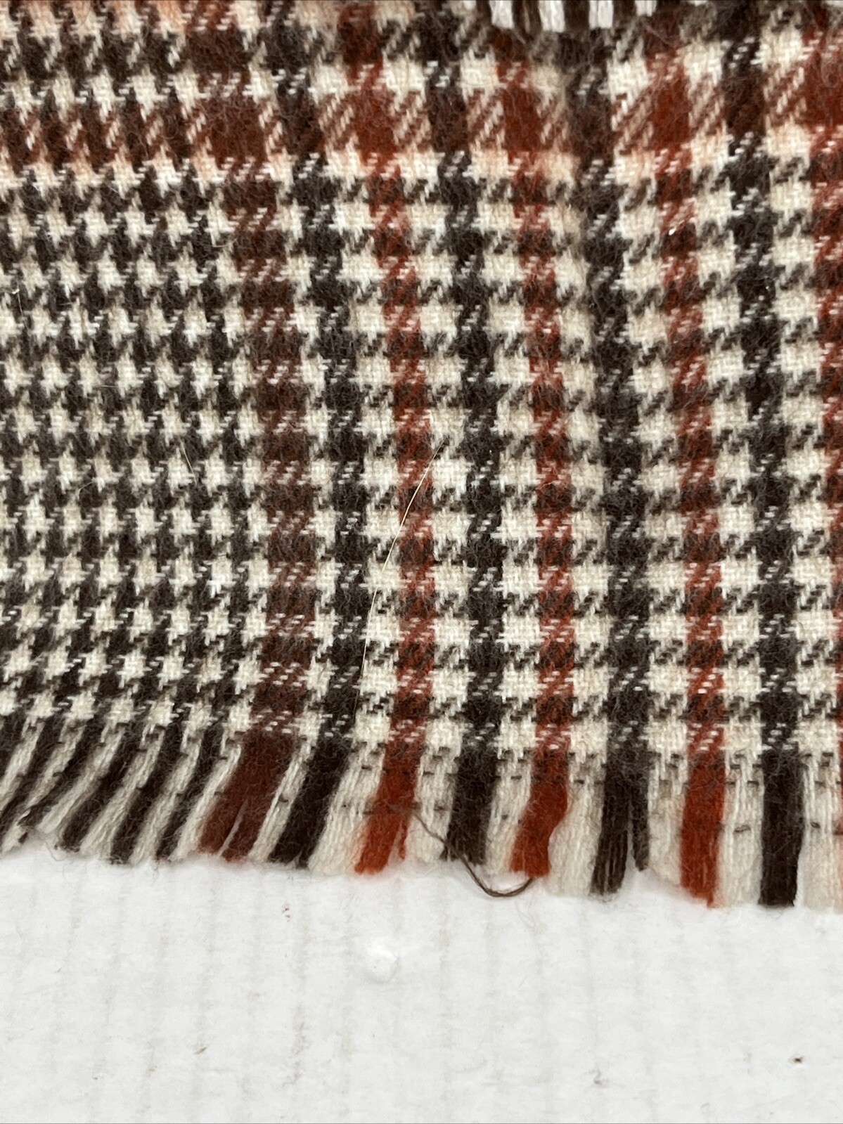 100% Acrylic Fringed Plaid 54" Scarf Tan Brown WPL5271 Vintage Made in Japan