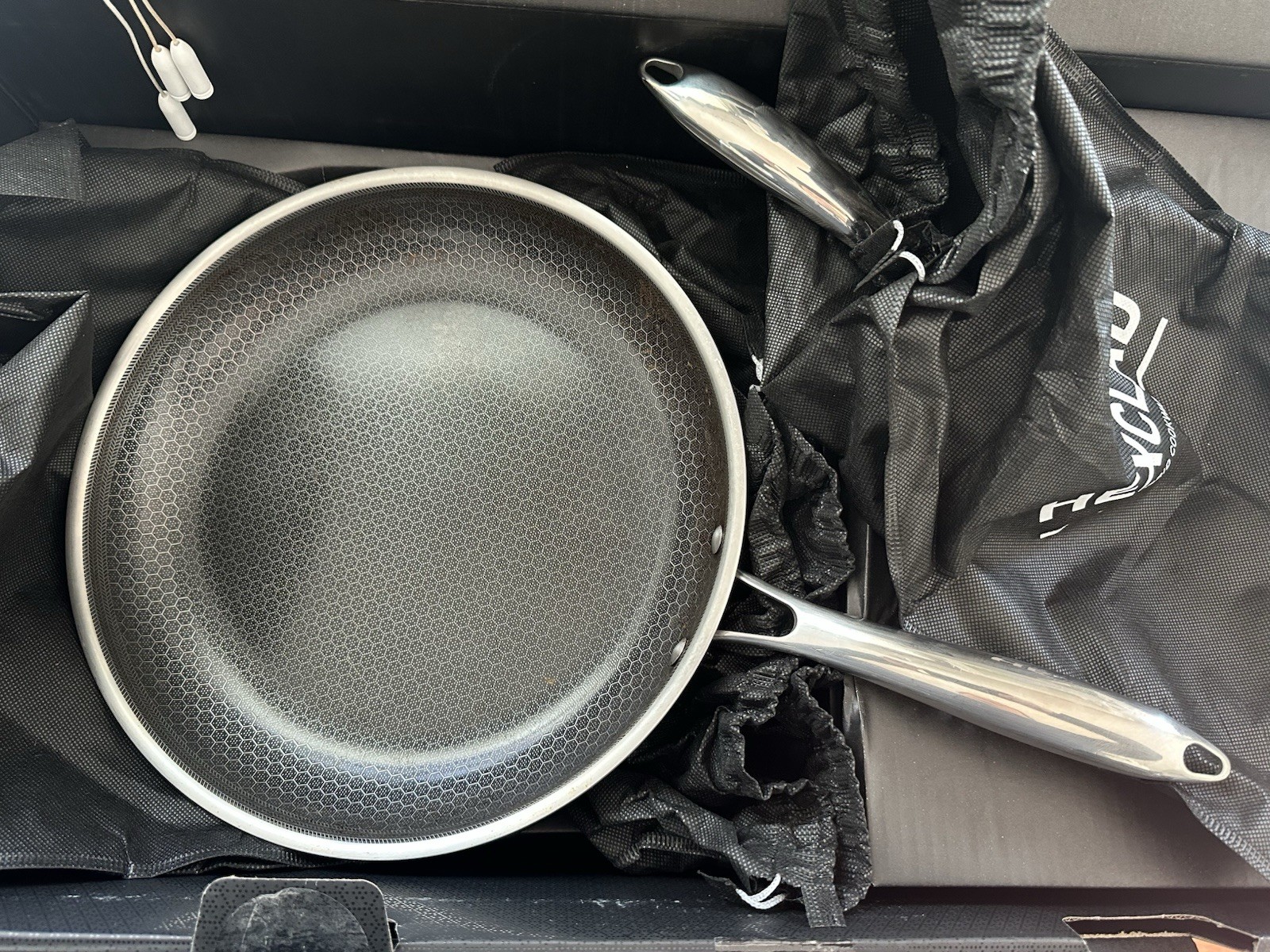 HexClad Hybrid Nonstick Cookware Set 7-Piece - Light Use - Free Shipping