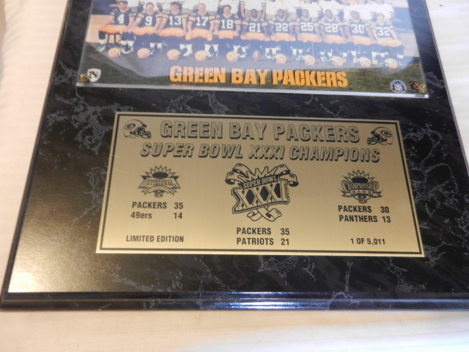 Green Bay Packers 1996 Super Bowl XXXI Champions NFL Photo Plaque on Wood LE