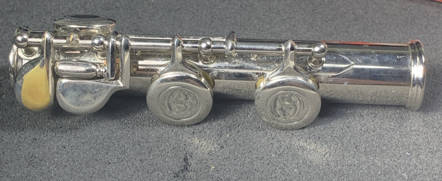 WINDSOR STUDENT FLUTE WITH CASE, “AS IS” PARTS OR REPAIR, DISPLAY PIECE