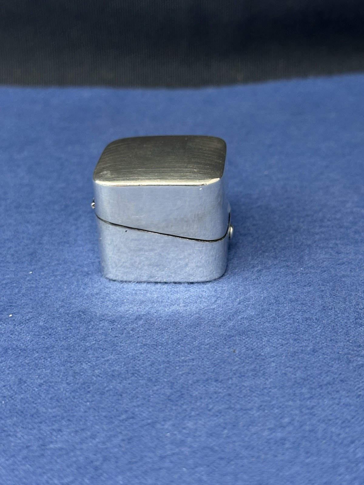 AMERICAN ART DECO STERLING RING BOX NO MONO