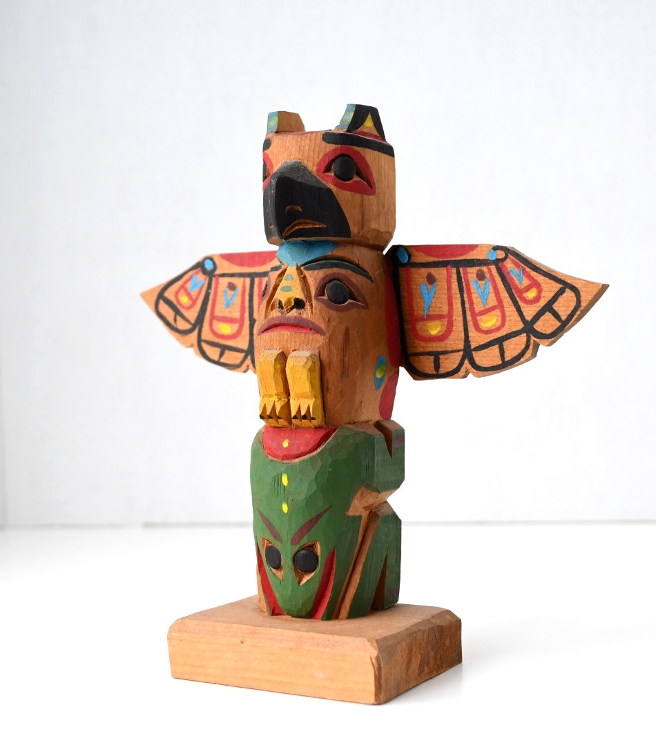 Vintage PWC Cedar Totem Pole Thunderbird Human and Frog 1970's Perfect 7x6.5