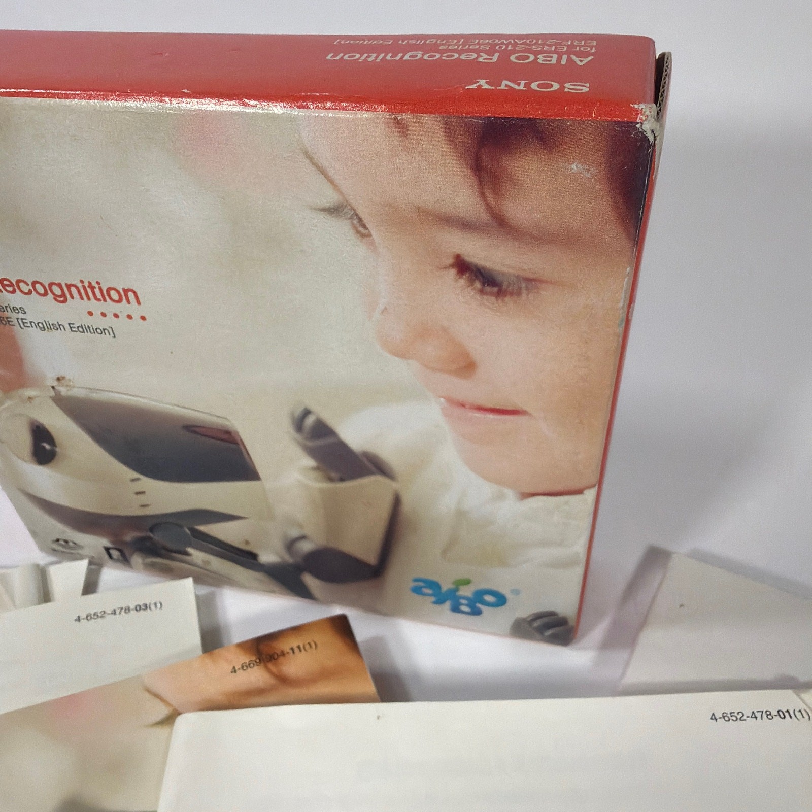 Sony AIBO Recognition ERF-210AW06E Original Box and Manuals Only