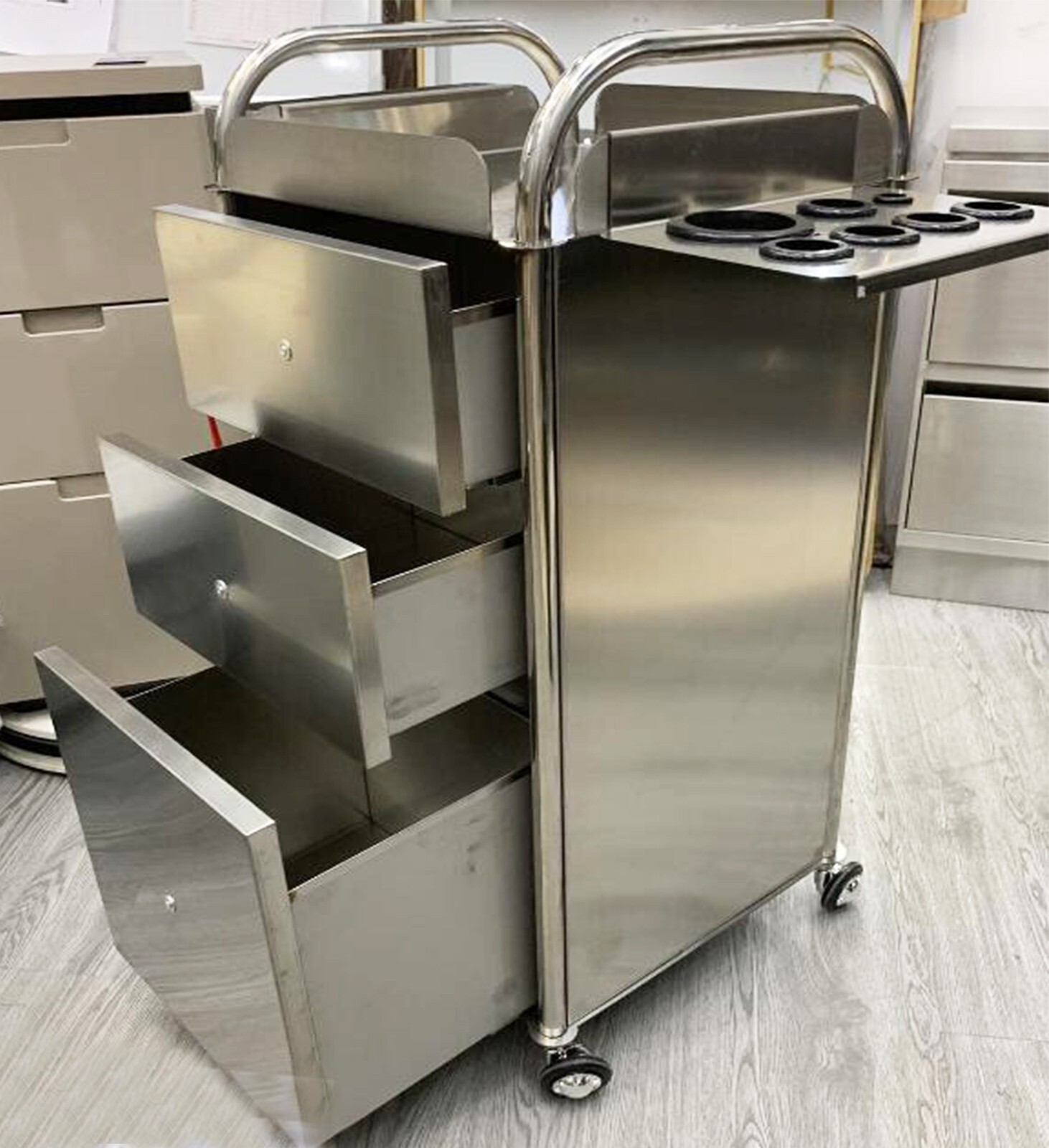 Mobile Cabinet  Multi-functional Beauty Salon Hairdressing Cart 3 Drawers