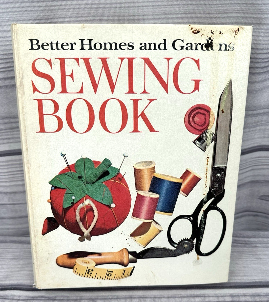 VINTAGE 1970 BETTER HOMES AND GARDENS SEWING BOOK