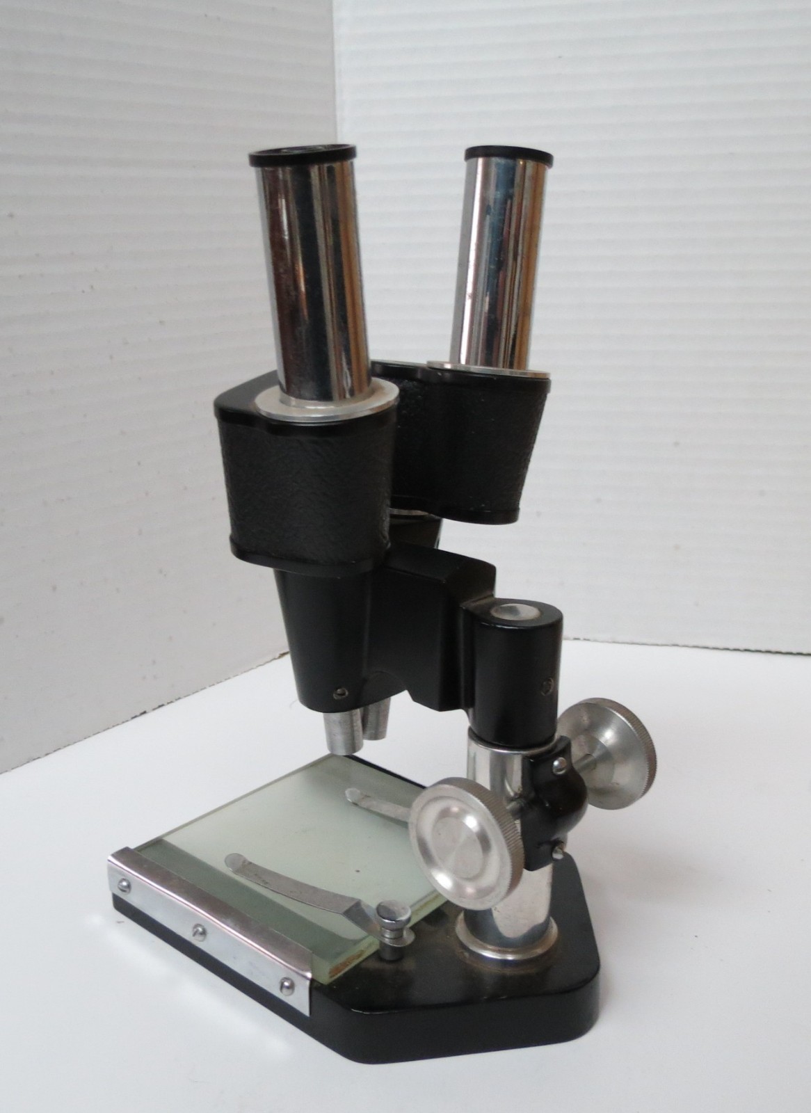 Vintage Lafayette Stereo Microscope 30XW 50X in Original Wooden Box Rare!