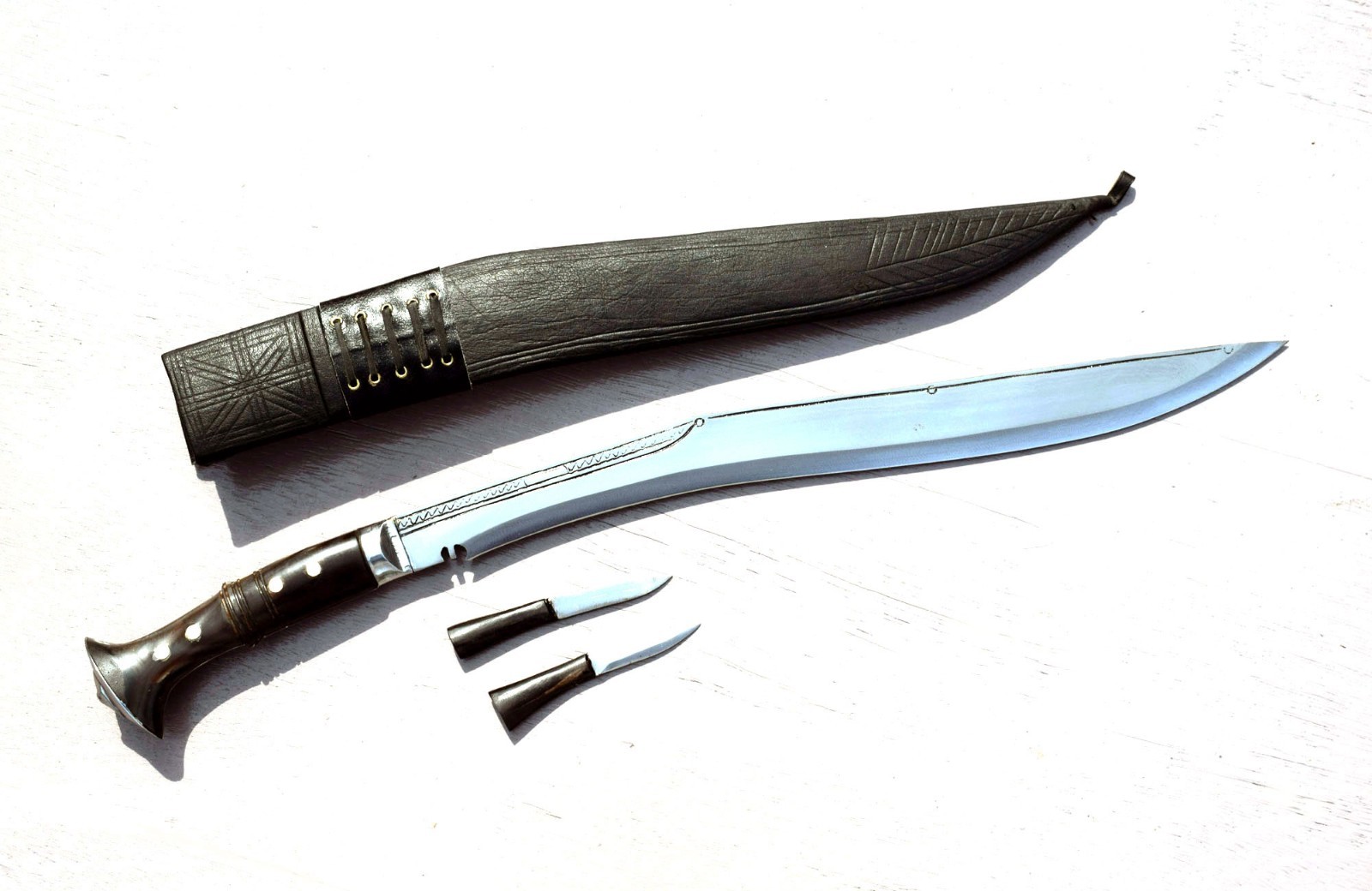 Handmade Nepalese/long traditional Kukri Knife-Sirupate full tang (18" blade)