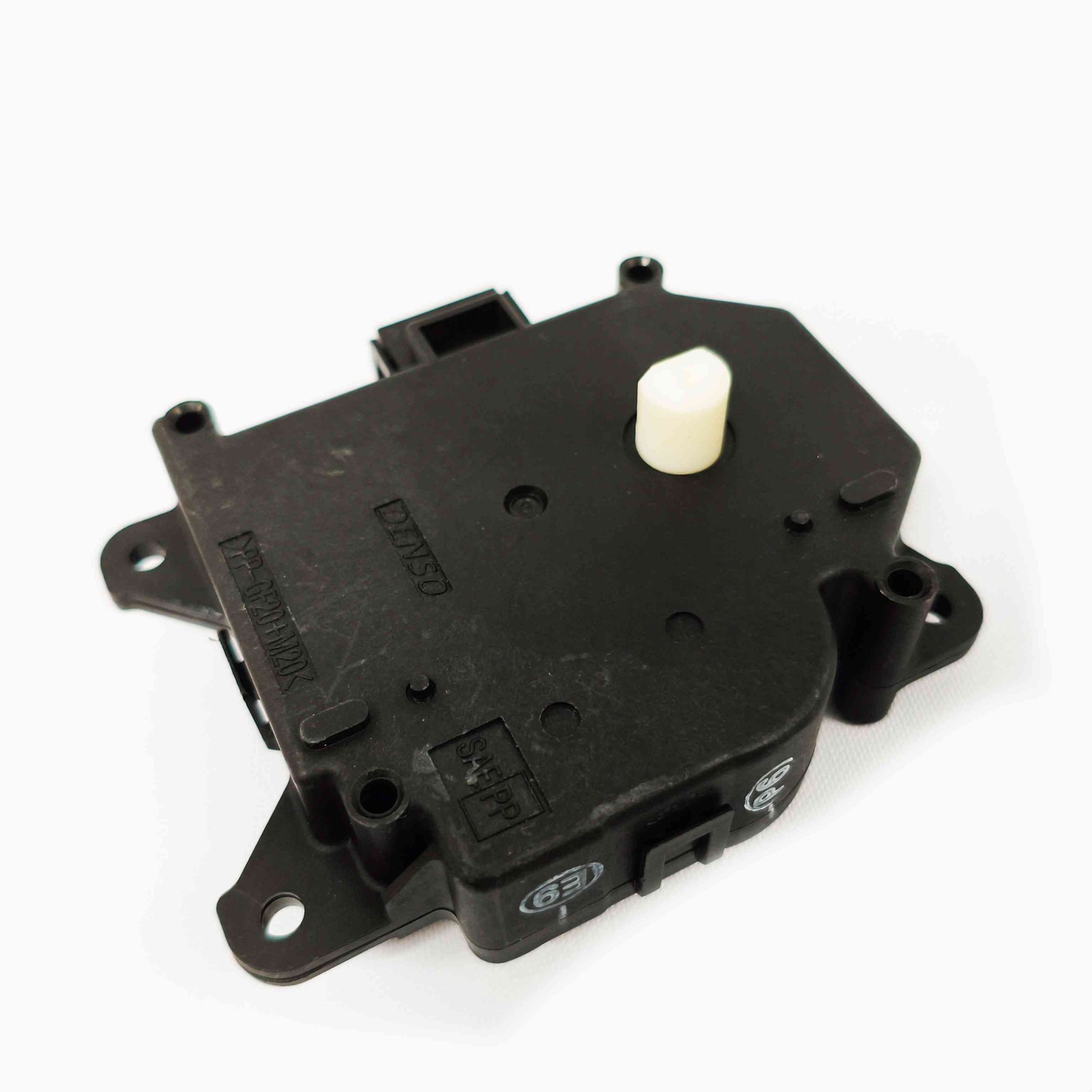 OEM 87106-07120 HVAC Blend Actuator Motor For Toyota Lexus