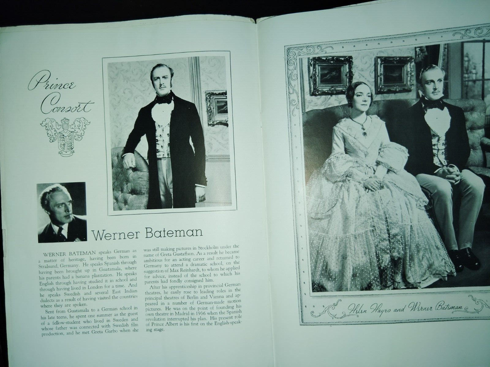 Helen Hayes in Victoria Regina by Laurence Housman Souvenir Program