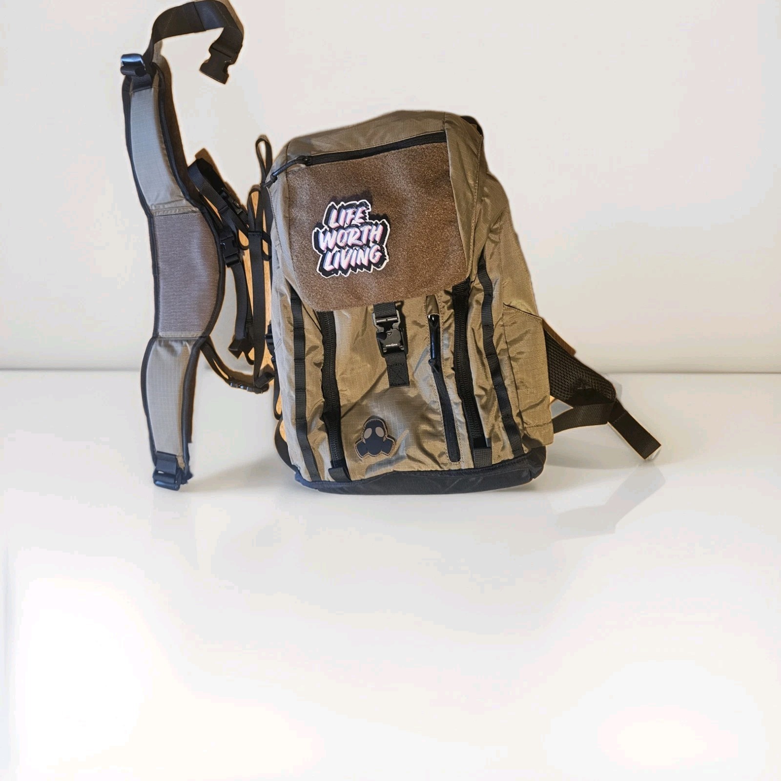 No Surrender Gear Paradigm Pack 18L, New Without Tags