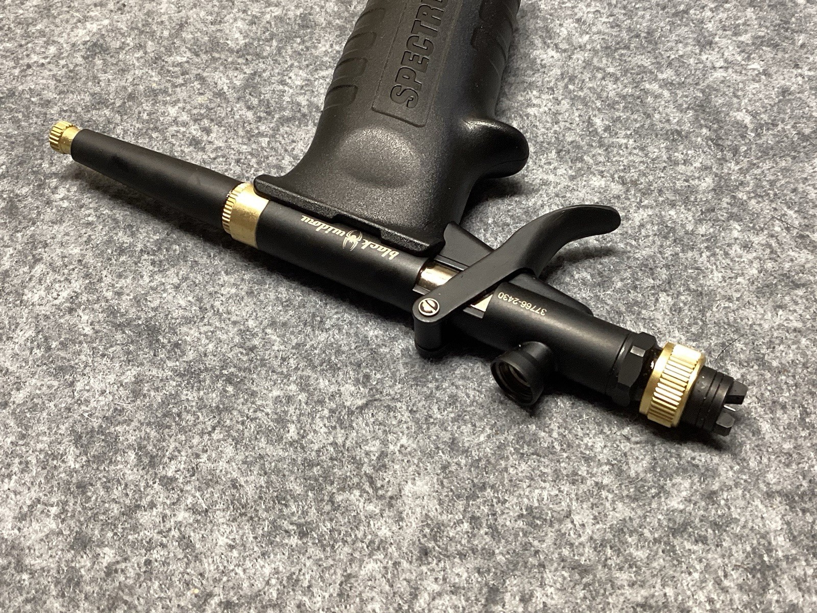 Black Widow Gravity-Feed, Dual-Action Trigger Airbrush #59584 - Used - Very Nice