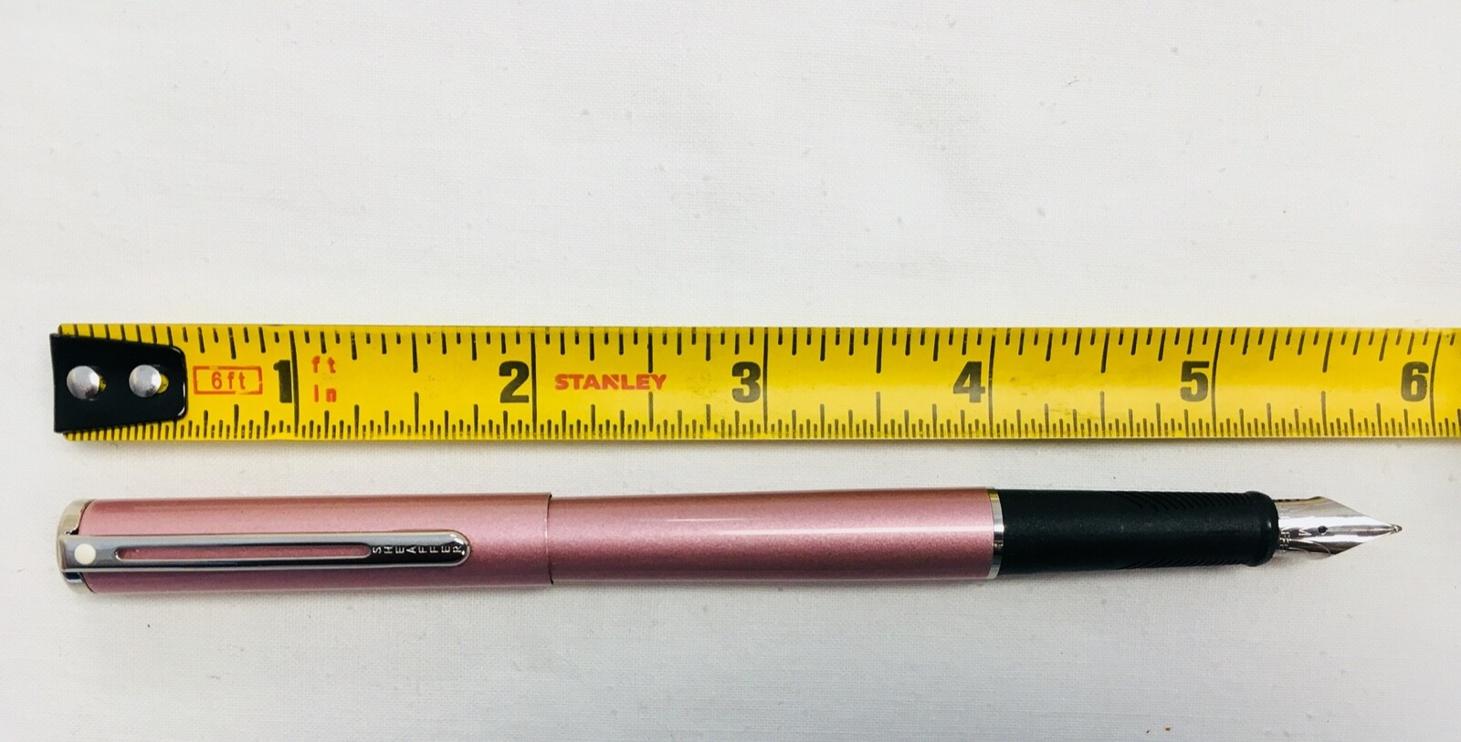 Sheaffer Agio Pink "M" Nib Fountain Pen -- DAMAGED BOX