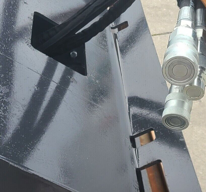 SkidSteer 72" Vibratory Dirt Soil Gravel Plate Compactor Attachment Bobcat CAT