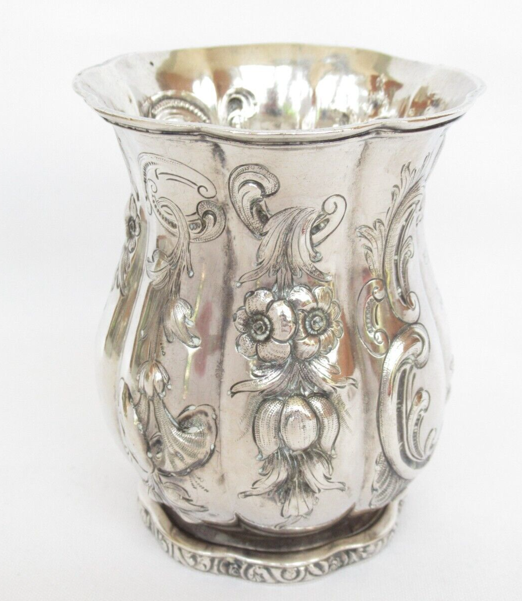 Antique Seymour Hoyt, New York American Repousse Coin Silver Beaker Cup 1855