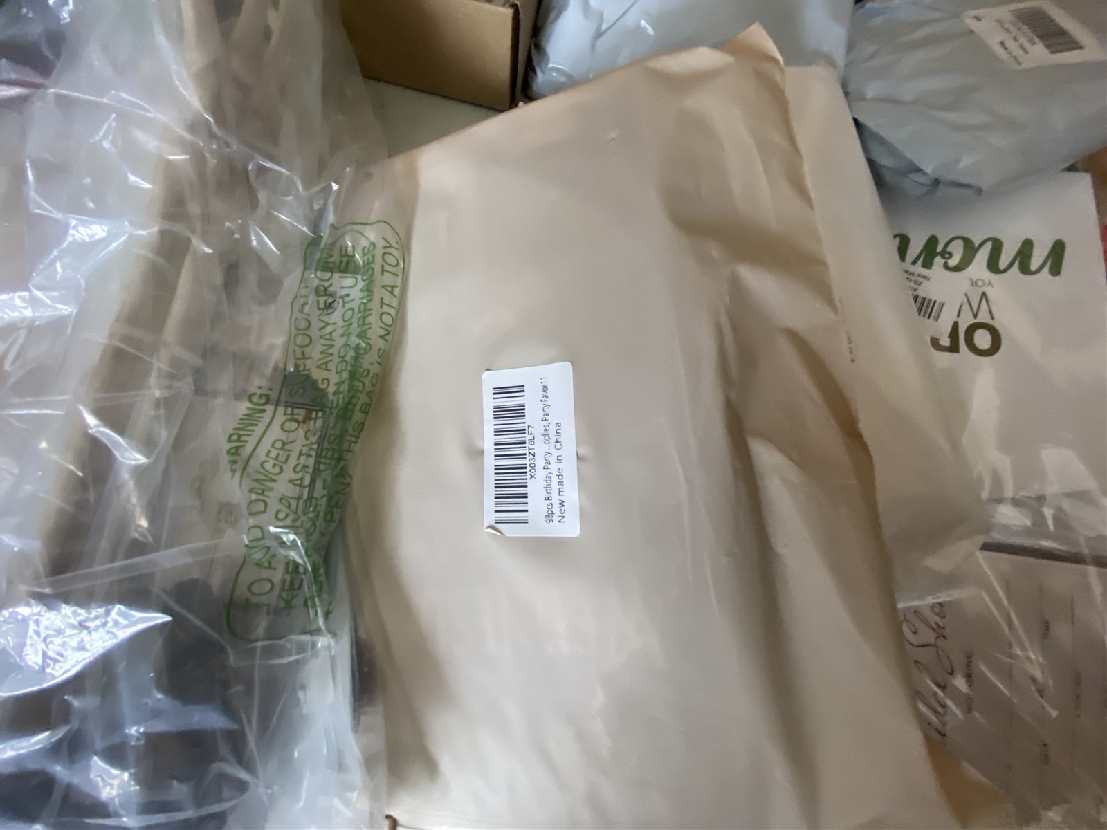 New Party Supplies Packs Resellers Lot #7077