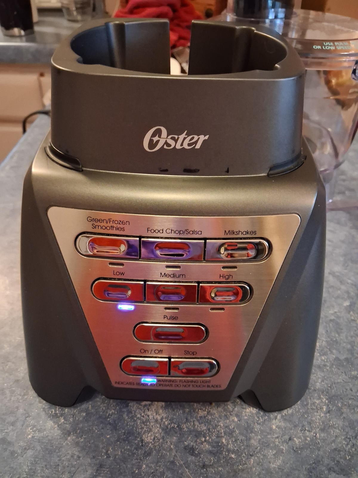 Oster Pro 1200 Food Processor In Very Nice Condition! Works Great!