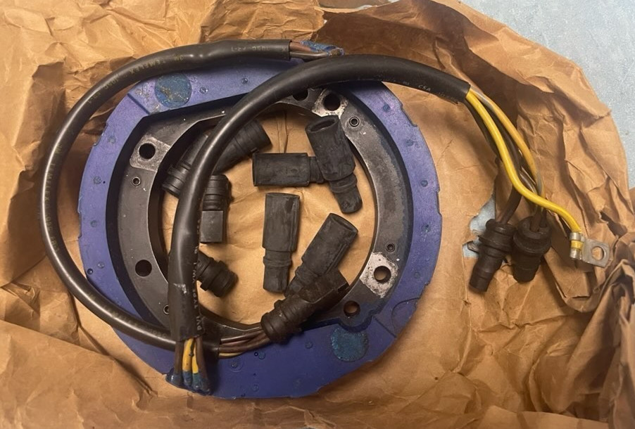 OMC OEM 583120 583729 For Johnson Evinrude 6 AMP 60-75 Hp 3 Cyl