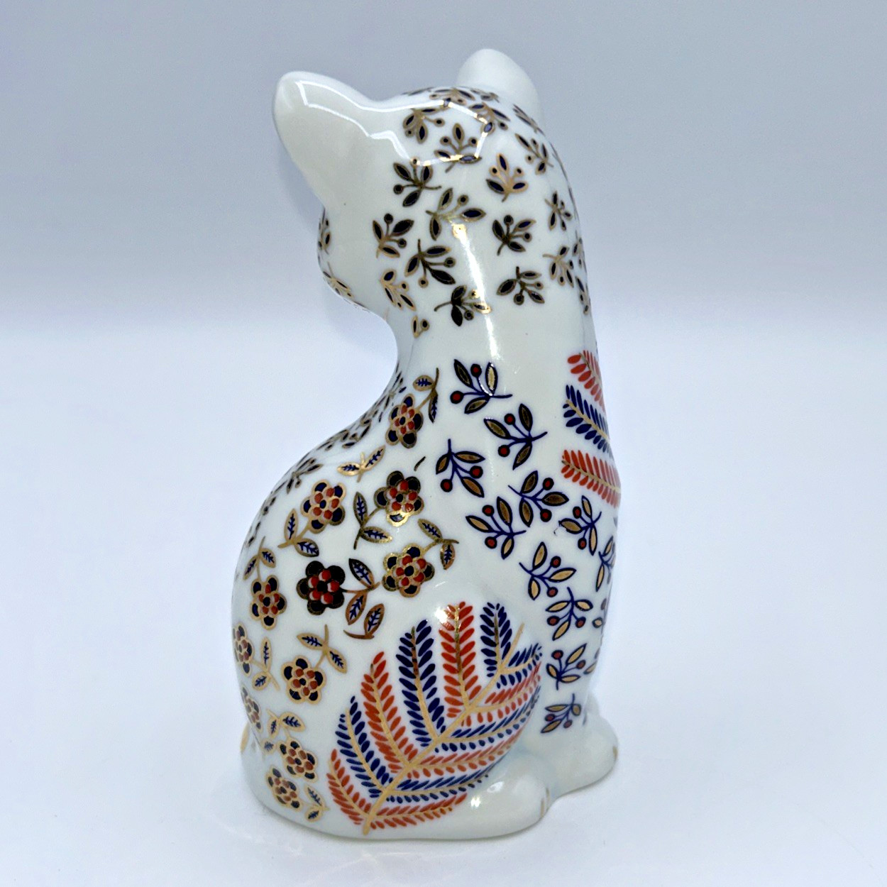 VTG Japanese Imari Neko Floral Hand Painted Porcelain Cat Figurine Decor EUC