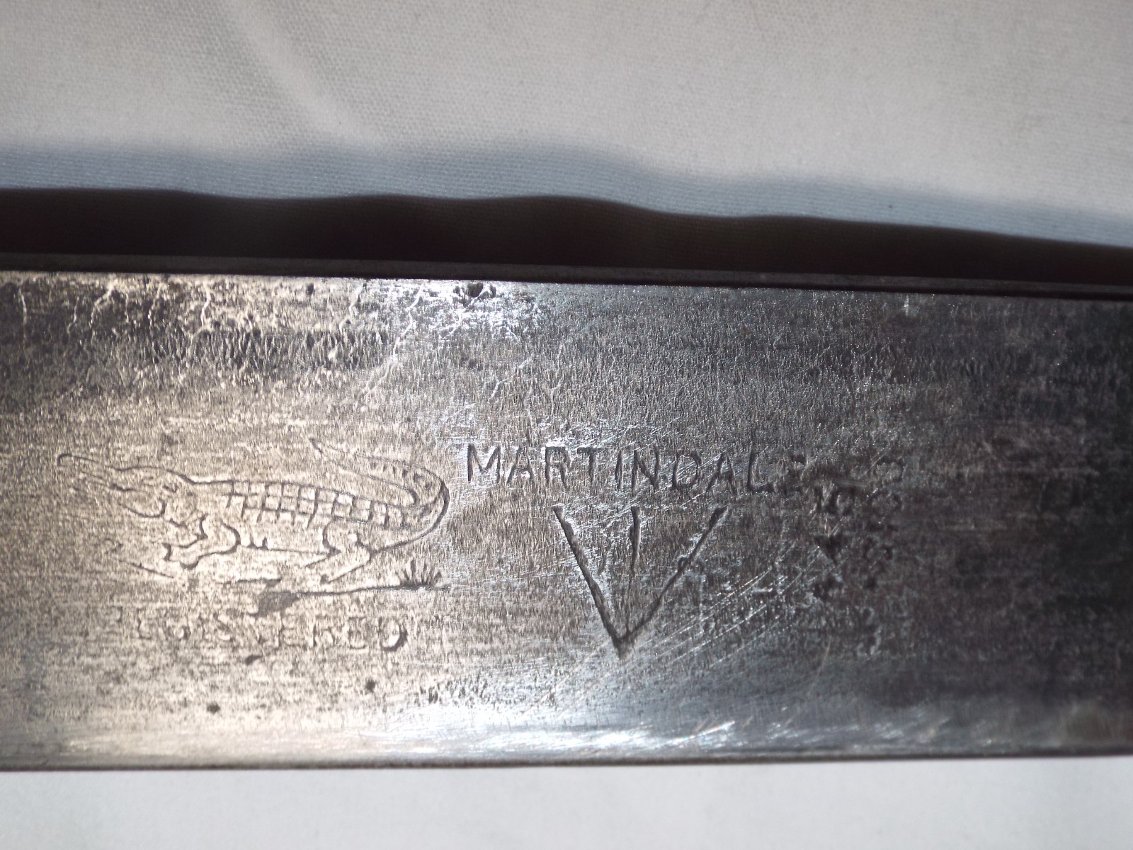 WWII British MARTINDALE ALLIGATOR LOGO 1945 Machete in USMC Canvas Scabbard