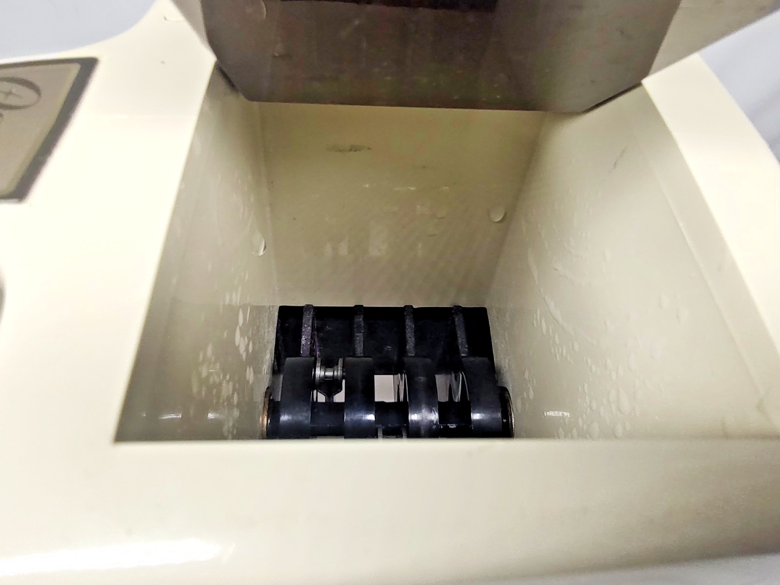 Oster Snowflake Countertop Ice Crusher 564A Coarse Fine Settings Tested Working