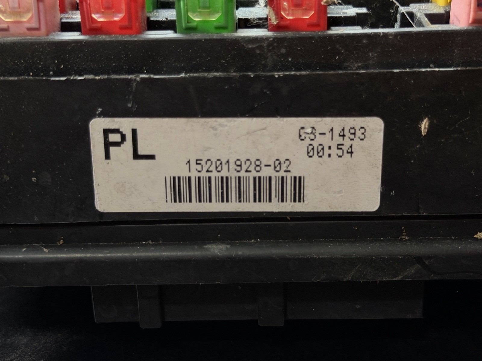 2003-2005 Chevrolet Silverado GMC 1500 4.8l 2wd Fuse Box 15201928-01