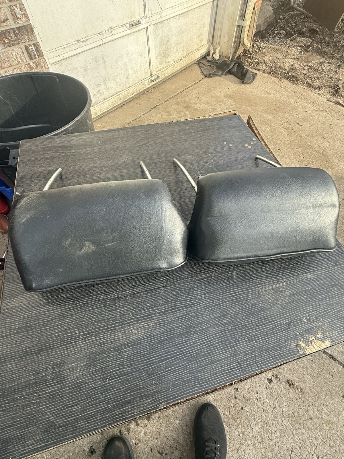 1969-72 Chevy GM A Body Bucket Seat Head Rests GTO 442 GS Chevelle SS Oem Black