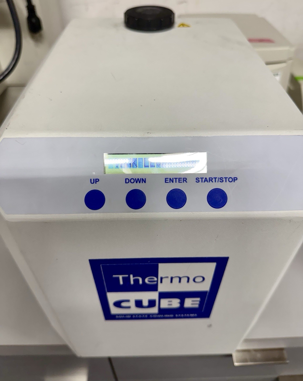 Solid State Cooling Systems SSCS Thermo Cube Recirculating TEC Chiller