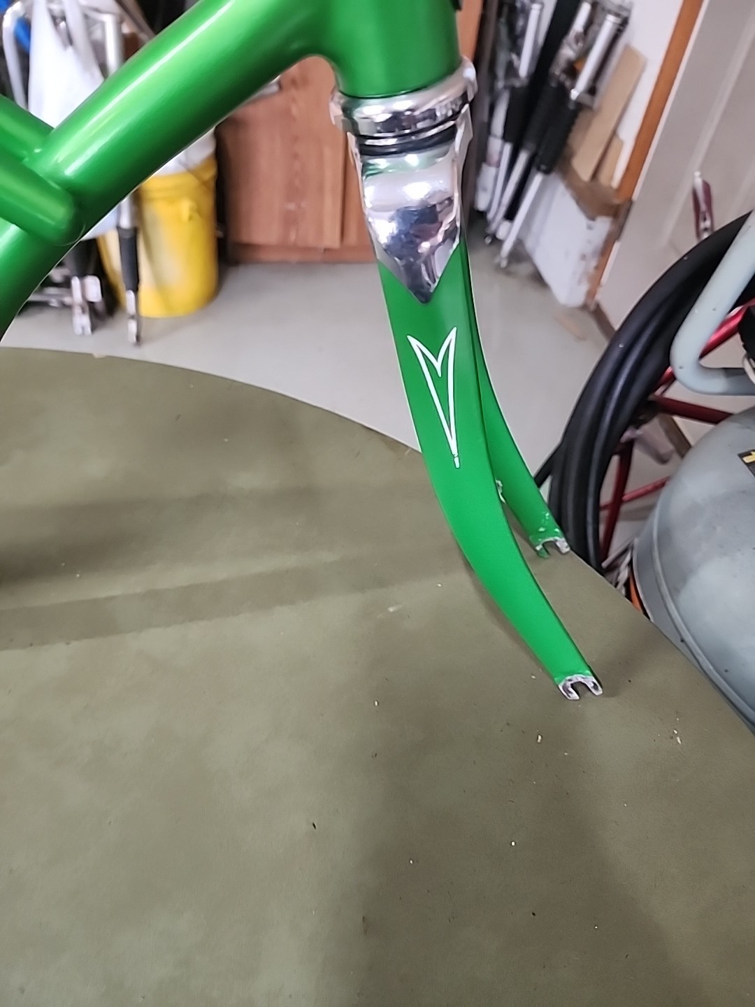 1966 SCHWINN STINGRAY LIME GREEN FRAME FORK + CHAINGUARD NICE SHAPE REPAINT L$$K